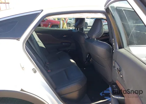 2024 Toyota Crown Limited from USA, damaged, VIN JTDAAAAFXR3029771